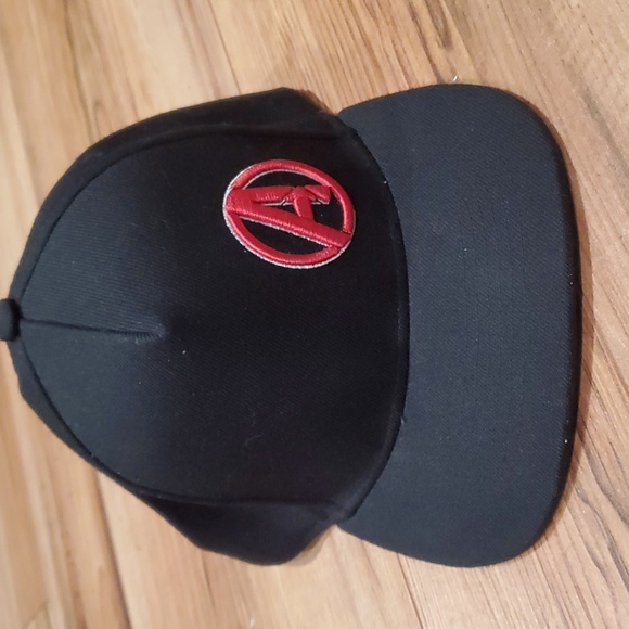 New Avengers ball cap hat adjustable size - Picture 6 of 6